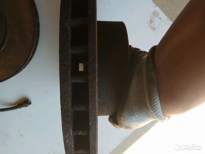 Бмв е39 Комплект тормозов 540