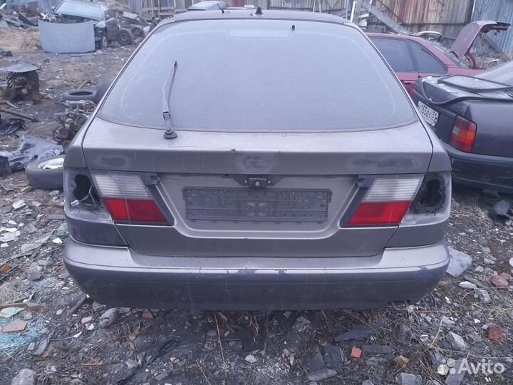 Ниссан примера Р11 на запчасти