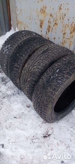 Nokian Tyres Hakkapeliitta 5 SUV 235/60 R18 107T