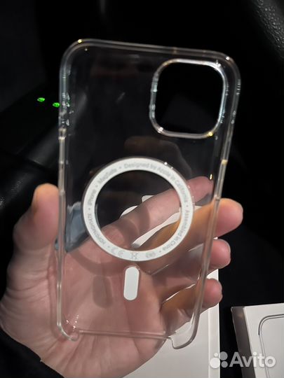 Оригинальный чехол на iPhone 13