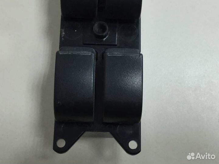 Блок управления стеклоподъемниками Mitsubishi L200