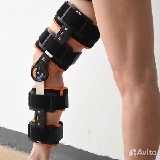 Коленный ортез с шарнирами