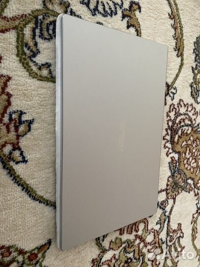 Ноутбук asus