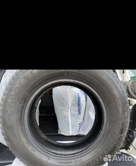 Goodyear EfficientGrip 285/60 R18