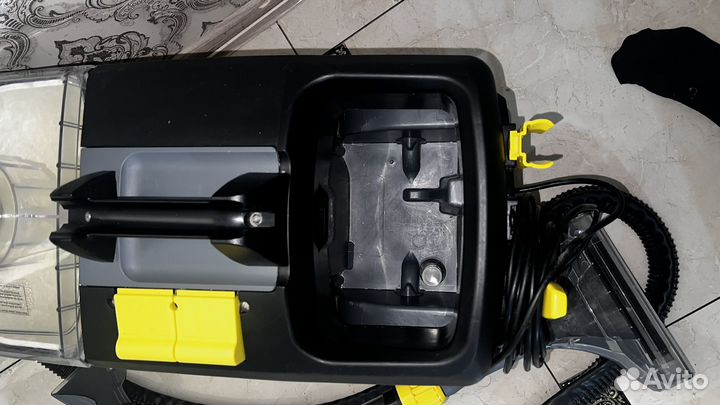 Моющий пылесос karcher puzzi 10 1