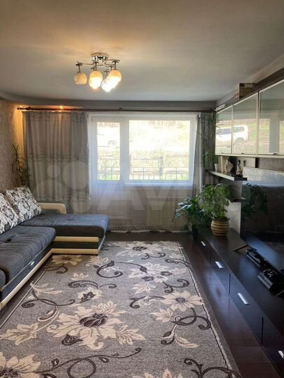 3-к. квартира, 75 м², 1/2 эт.