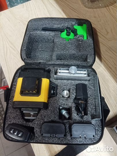 Проф-ный уровень hilda 4D с 2 аккумуляторами