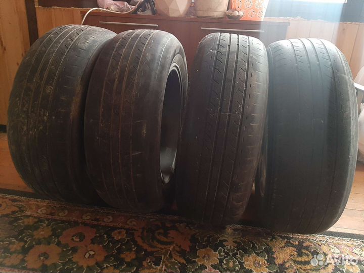 Bridgestone Blizzak LT 215/60 R16 95H