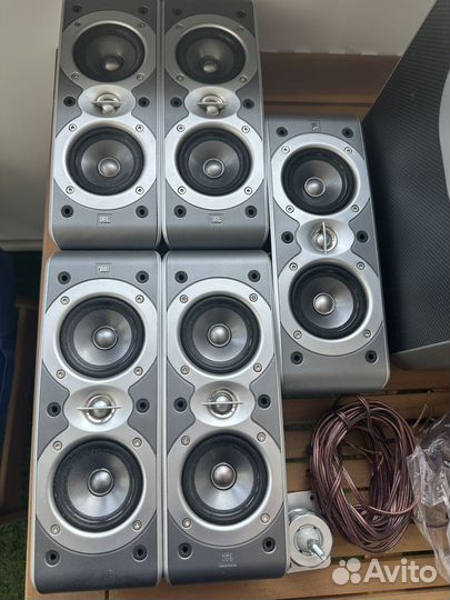 Аудио система 5.1 JBL с активным сабвуфером