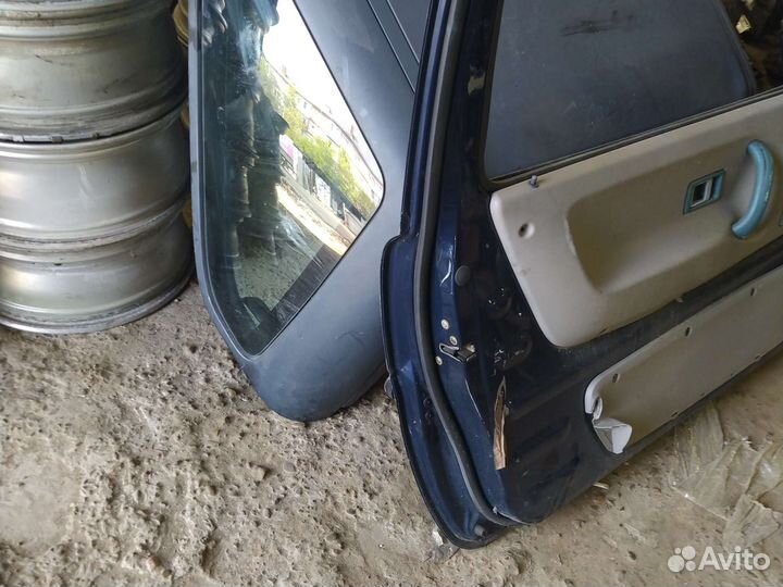 Дверь передняя левая Land Rover Freelander 1