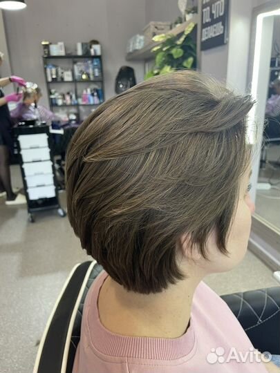 Услуги парикмахера, стрижки и окрашивание