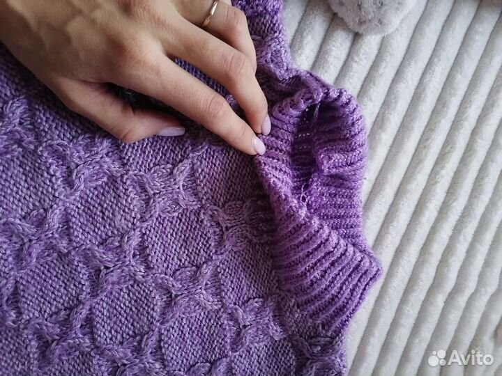 Свитер на девочку