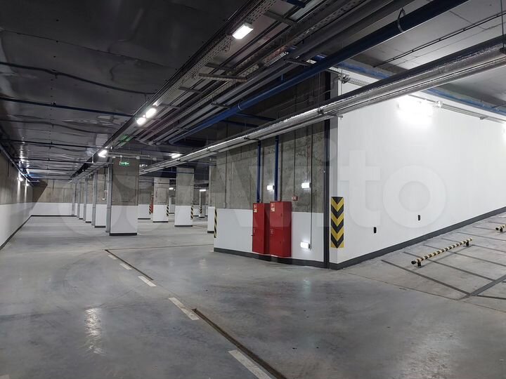 Машиноместо, 15 м²