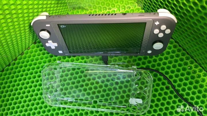 Игровая приставка Nintendo switch lite