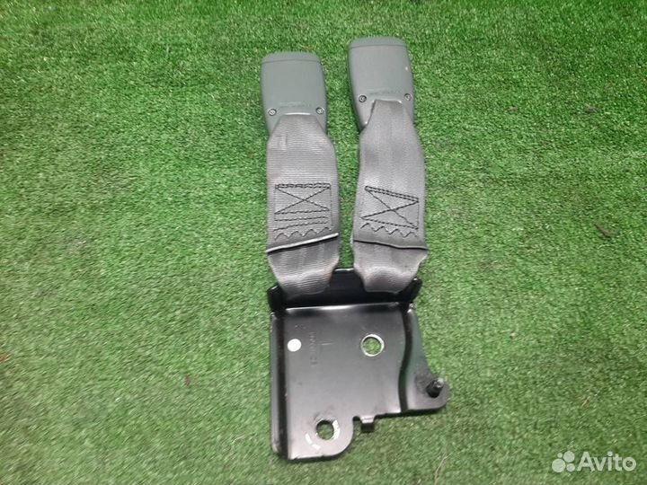 Замок ремня безопасности задний левый Honda CR-V