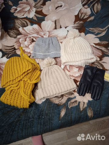 Женский шапки