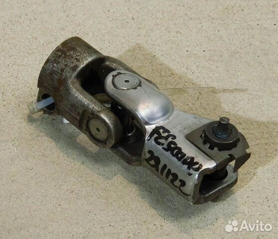 Карданчик рулевой Ford Escape 1 2.0