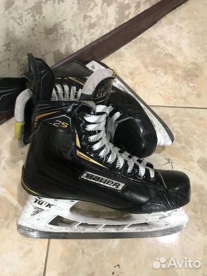 Хоккейные коньки bauer supreme 2s,размер 8.5D