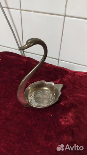 Винтажная посеребренная фигурка лебедя