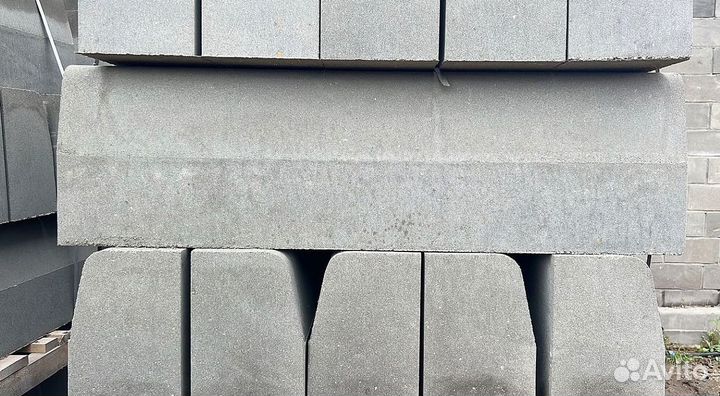 Дорожный садовый бордюр