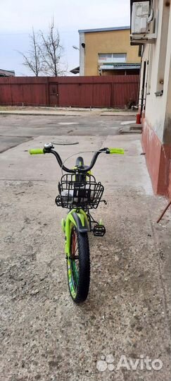 Детский велосипед трехколесный