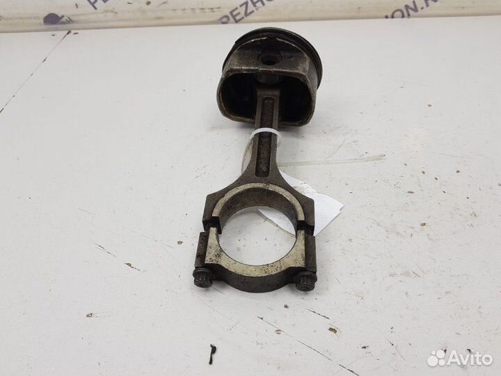 Шатун с поршнем Kia Sportage