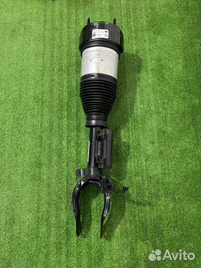 Амортизатор передний правый Mercedes-Benz