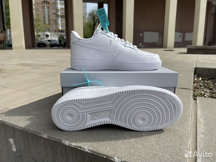 Кроссовки nike air force 1 белые