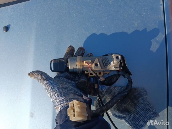 Замок зажигания nissan elgrand пятидесятый кузов