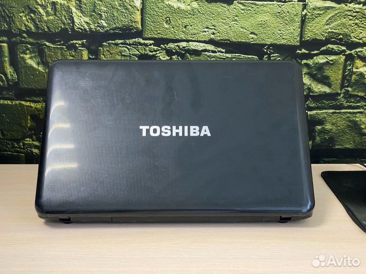 Ноутбук Toshiba L850