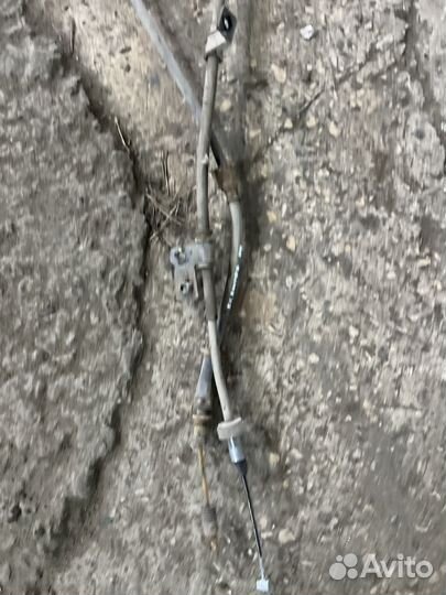 Трос ручника Hyundai Elantra HD