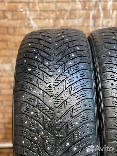 Nokian Tyres Hakkapeliitta 8 225/55 R17