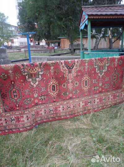 Ковер шерстяной