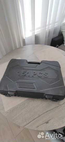 Набор инструментов для авто в чемодане 151п