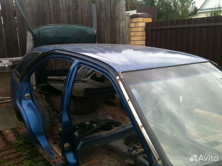 Ниссан Альмера н15 хэтчбек 1998г. Крыша