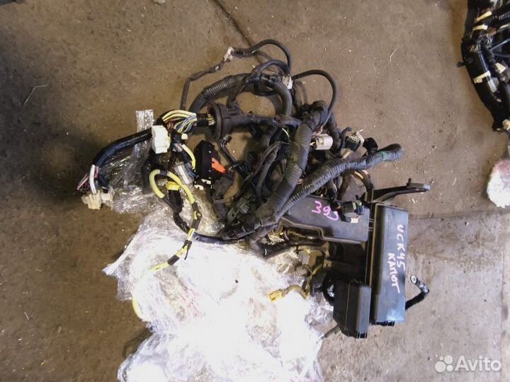 Блок предохранителей Toyota Sequoia UCK45 2UZ-FE