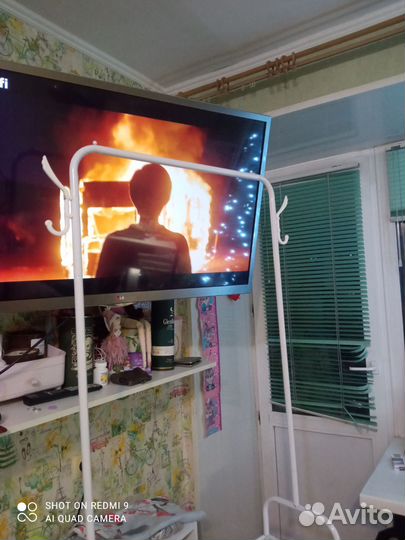 Этажерка, вешалка