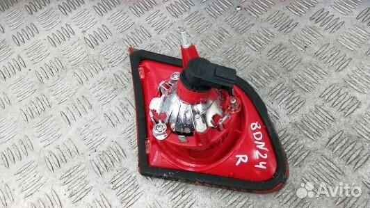 Фонарь правый крышки багажника volkswagen passat B