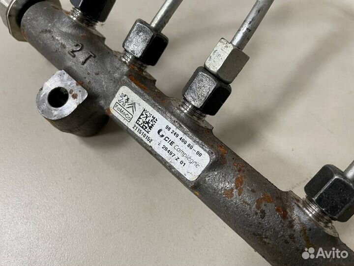 Рейка топливная рампа Peugeot Traveller 2016