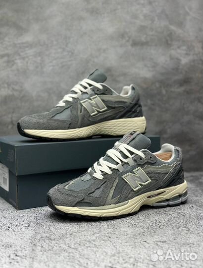 Кроссовки New Balance 1906R