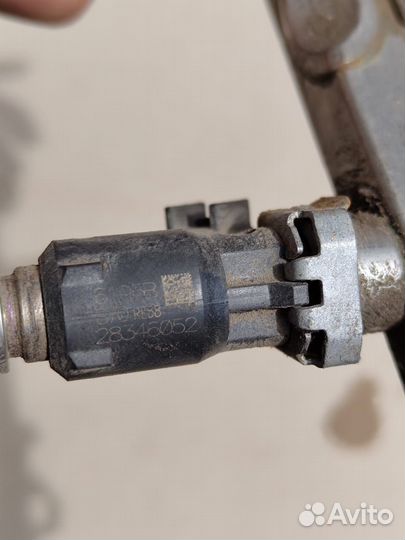 Топливная рампа LADA Vesta