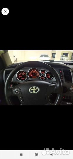 Toyota Sequoia 5.7 AT, 2010, 100 000 км