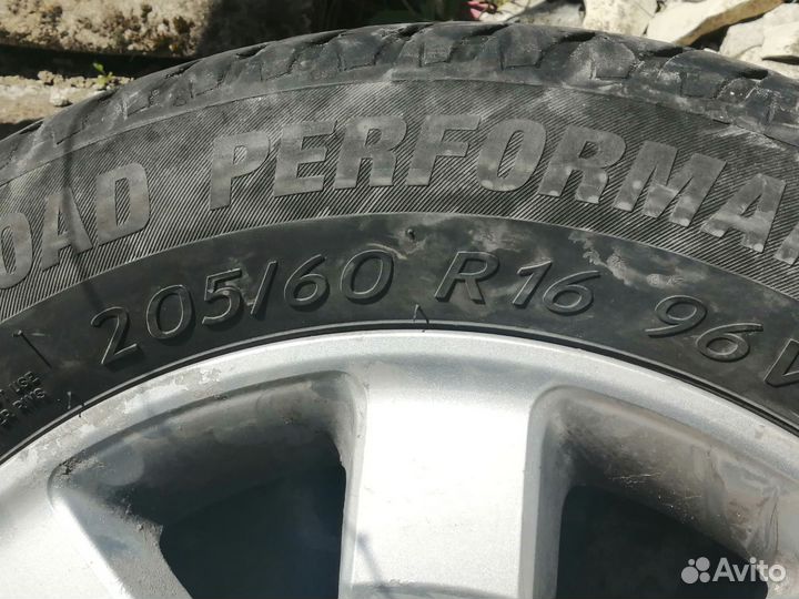 Диски литые honda h-rv с резиной в сборе r16