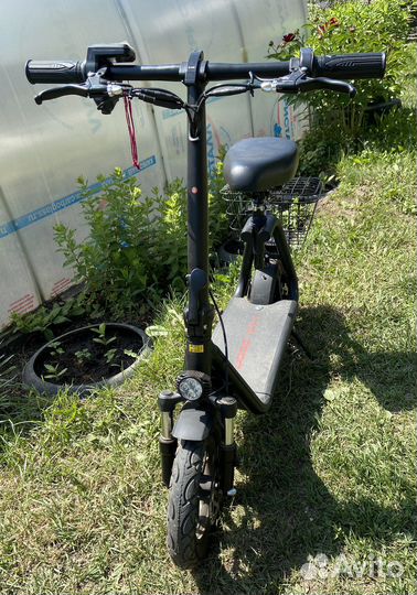 Электросамокат Kugoo C1