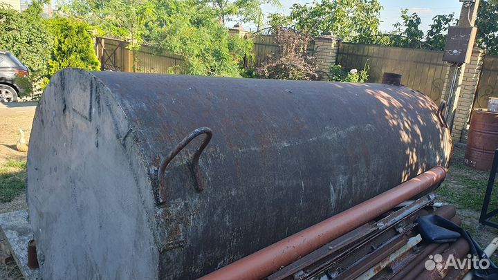 Продам ёмкость металлическую