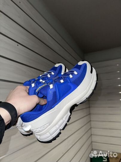 Nike Air ZoomVomero 5 Roam 