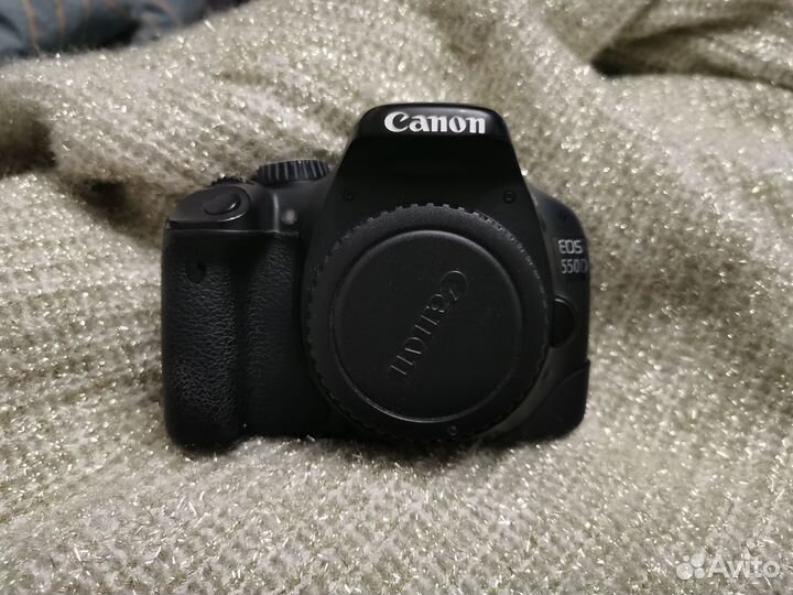 Зеркальный фотоаппарат canon 550d