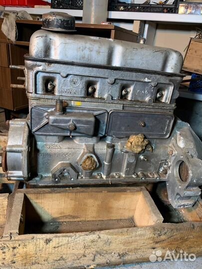 Двигатель 402 безномерной