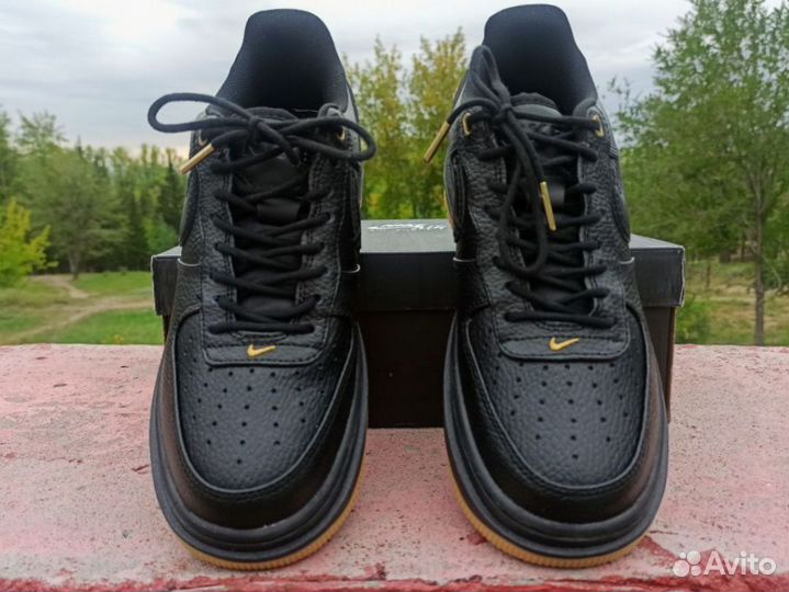 Кроссовки демисезонные мужские Nike Air Force Lx