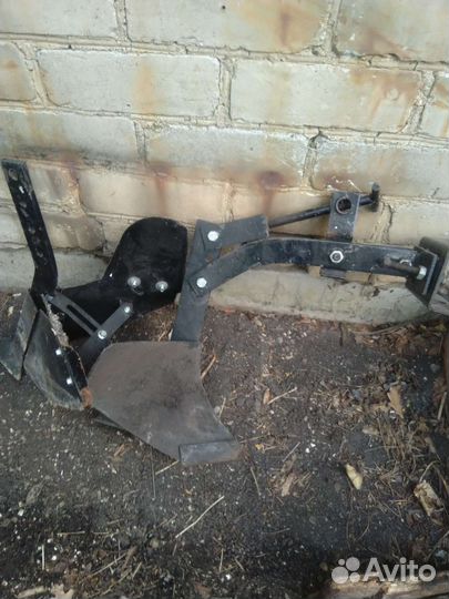 Плуг и окучник для мотоблока, цена за оба